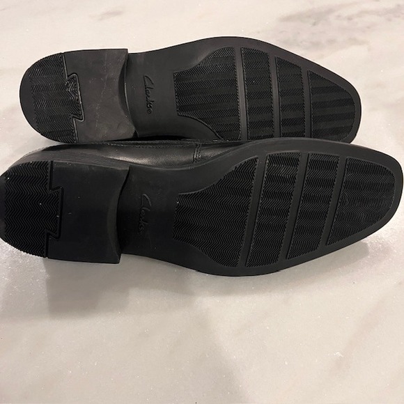 Clarks Collection Loafers Dress Shoes Slip On Comfort Black Leather 8.5 - Picture 8 of 8